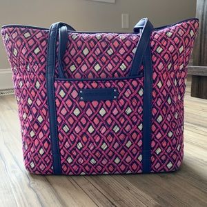 VERA BRADLEY SMALL TRIMMED VERA TOTE IN KATALINA